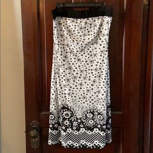 Strapless Dress - Black/White Flower